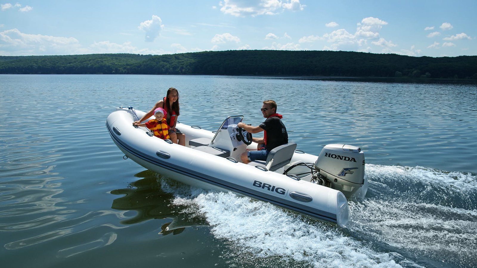 Monarch Marine ve BRIG 480: Denizde Yüksek Performans ve Güvenlik